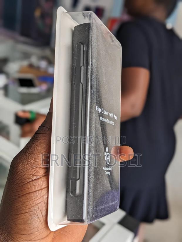 Galaxy Z Fold 5 S-Pen Case · Photo 2