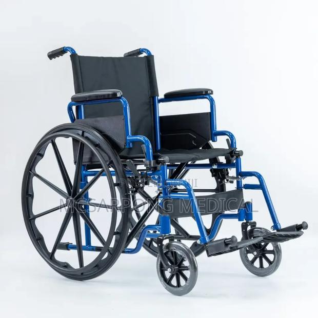 Wheelchair American Model (Manual Foldable) · Photo 3