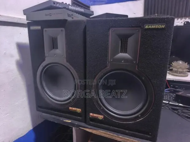 Samson 8" Inches Studio Monitors · Photo 1