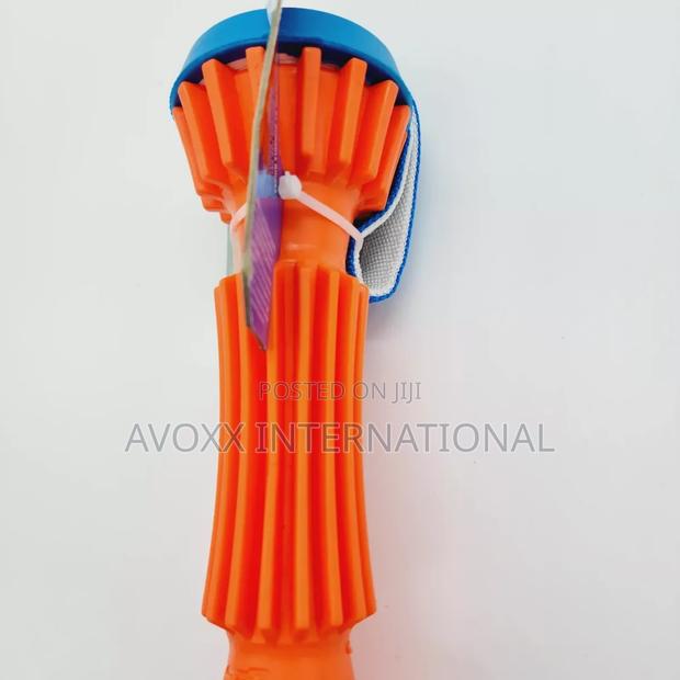 Chuckit! Rugged Bumper Dog Toy · Photo 5