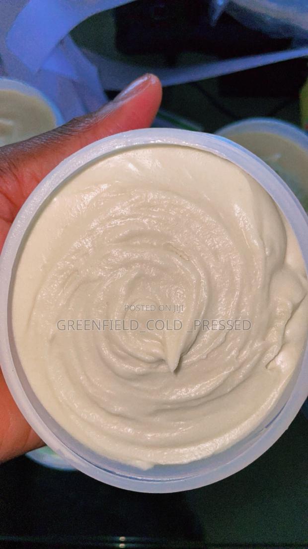 Coconut Shea Butter · Photo 3