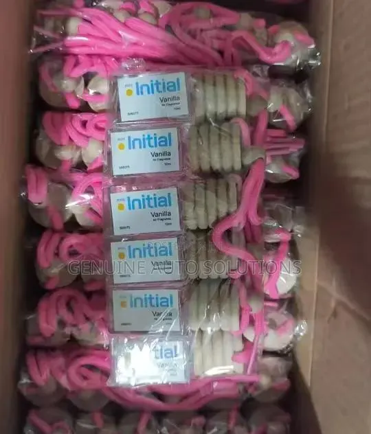 Initial Mini Air Freshener · Photo 1