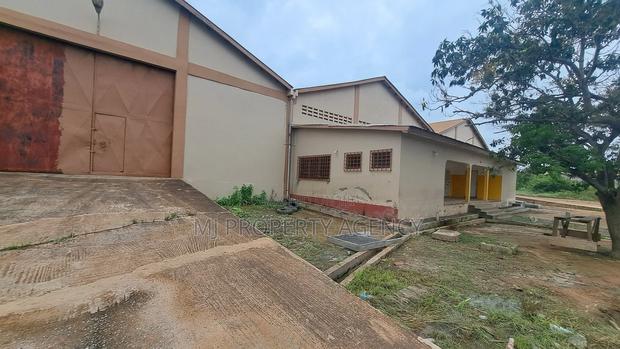 450 SQM Warehouse at Tema Industrial Area · Photo 2