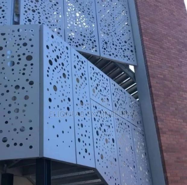 Cladding of Wall · Photo 1