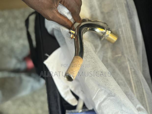 Tenor Saxophone · Photo 5
