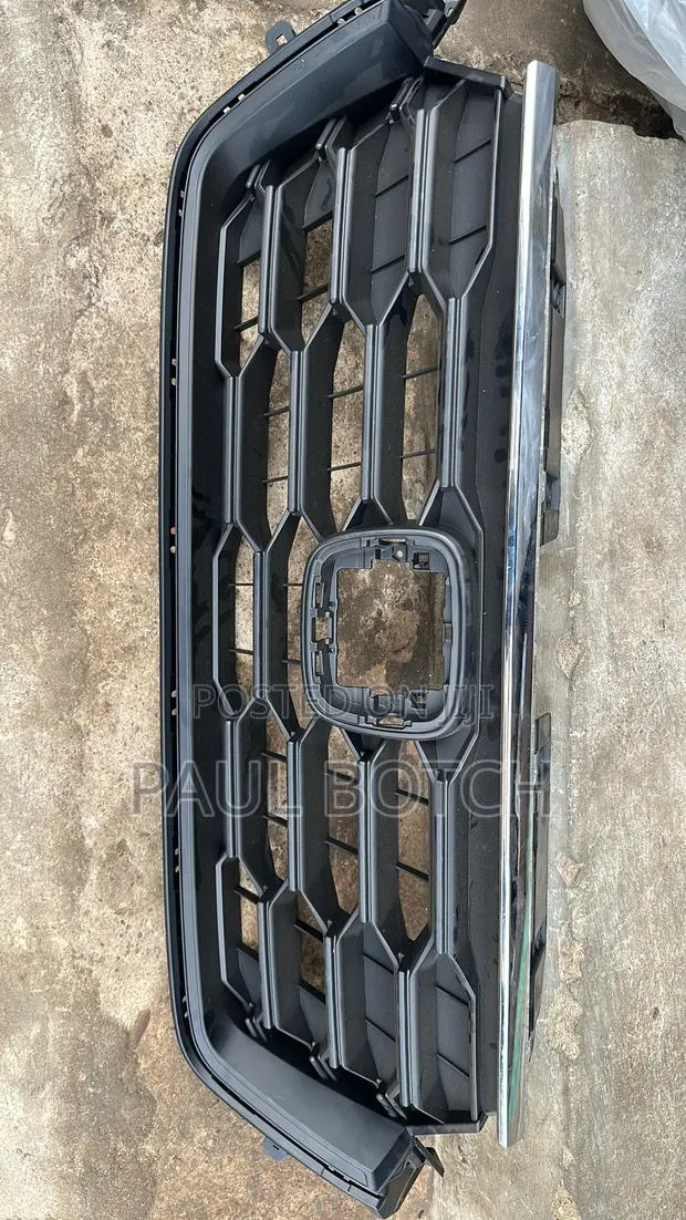 Honda Cr-v 2023,2024,2025 Front Grille · Photo 1