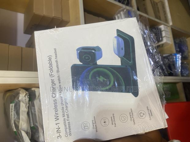 3 in 1 Wireless Charger (Foldable) for Phones,Apple Watch, · Photo 7