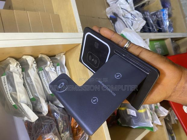 3 in 1 Wireless Charger (Foldable) for Phones,Apple Watch, · Photo 4