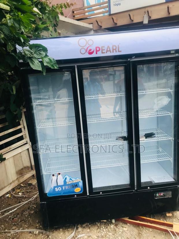 New Pearl 950 Liters 3 Doors Display Fridge · Photo 1