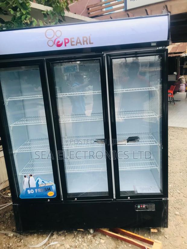 Newest Update Pearl 3 Doors Display · Photo 1