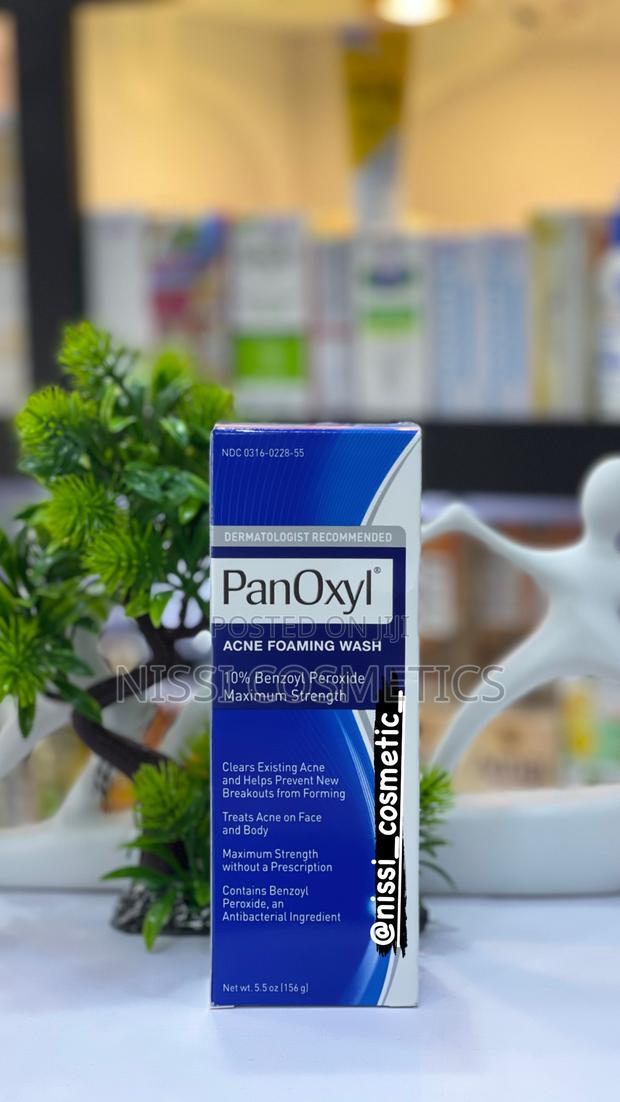 Panoxyl Face Wash · Photo 1