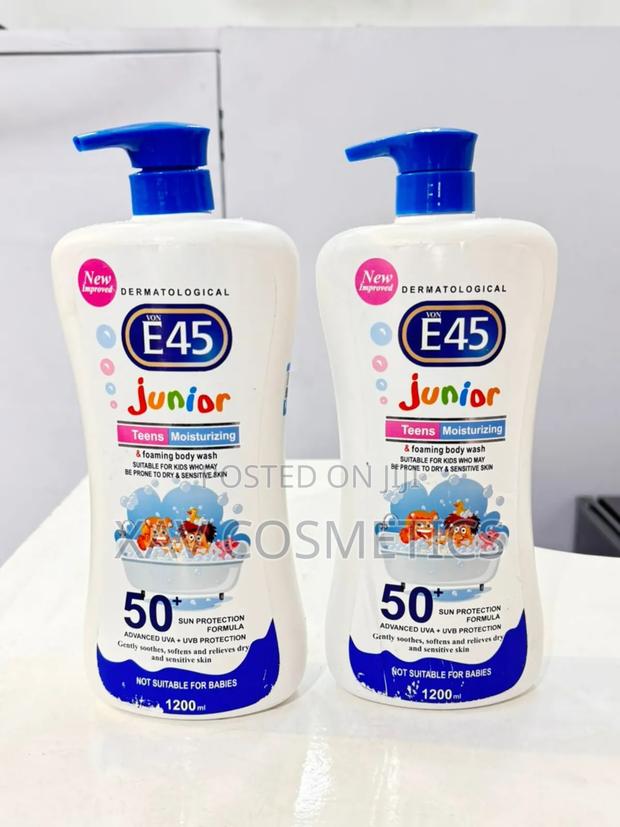 E45 Junior Teens Moisturizing Body Wash · Photo 1