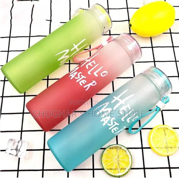 Colourful Glass Water Bottle · Photo 1