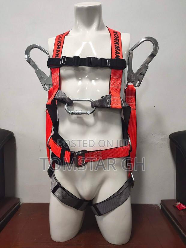 Workman Safety Harness · Photo 1
