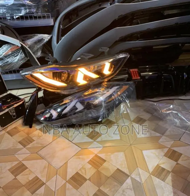 Hyundai Elantra 2016-18 Lambo Spec Head Light Pair · Photo 1
