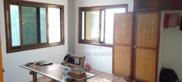4bdrm House in Community 12, Tema Metropolitan for rent · Photo 4