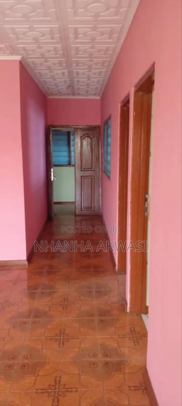 4bdrm House in Community 12, Tema Metropolitan for rent · Photo 5