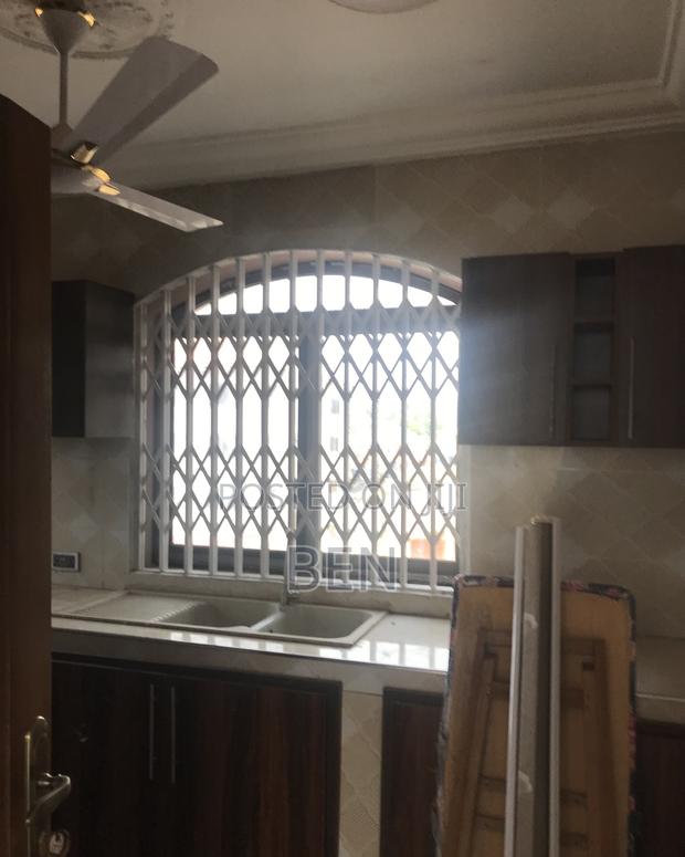 2bdrm Apartment in Ofankor- Barrier for rent · Photo 6