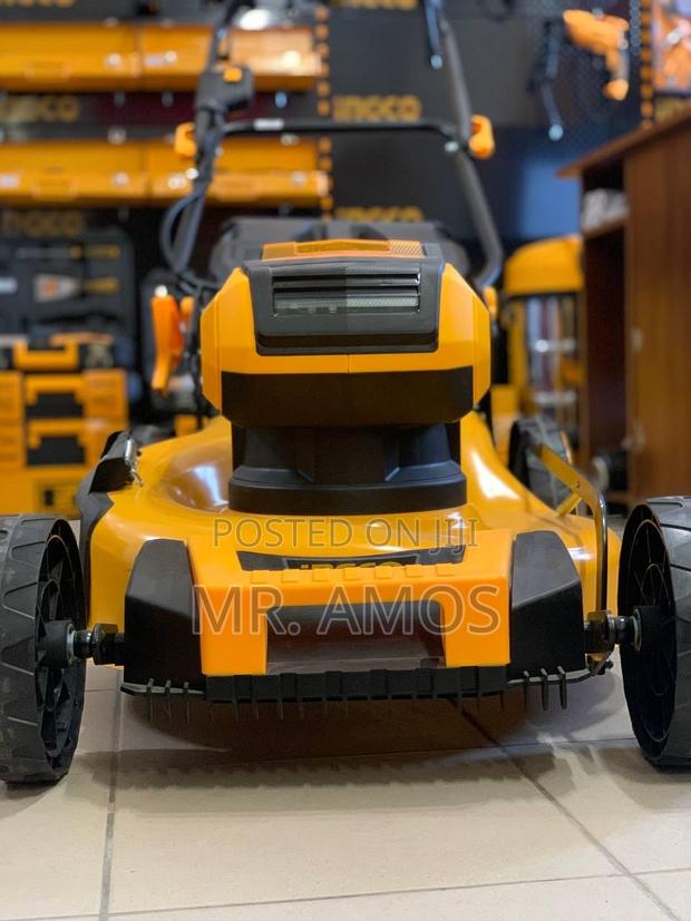 18" Cordless Lawn Mower 40v + 2 Battery and Grass Bag - Lmli20186 · Photo 2