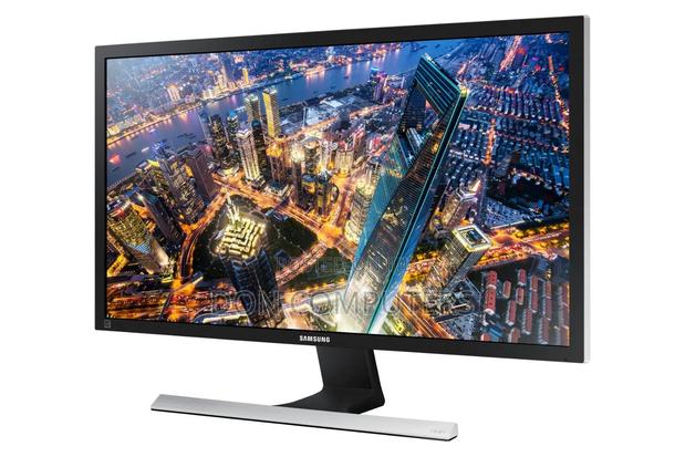 Samsung 28 Inches UHD Professional Monitor · Photo 3
