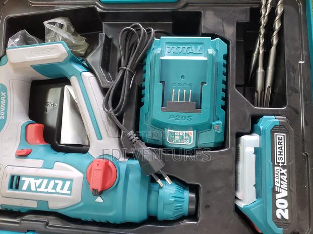 Total Cordless Rotary Hammer Trhli201681 · Photo 1
