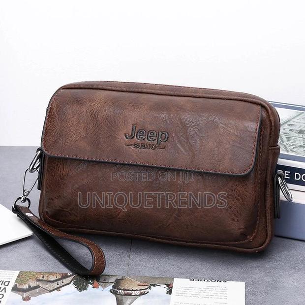 Original Jeep Leather Side Bags · Photo 2