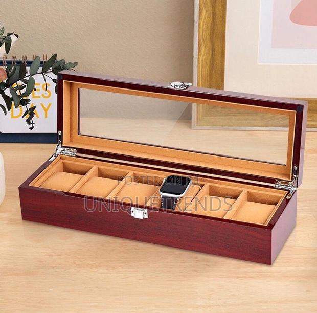 6 Slots Watch Box · Photo 1