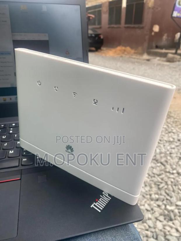 Universal Huawei B315 Router · Photo 4