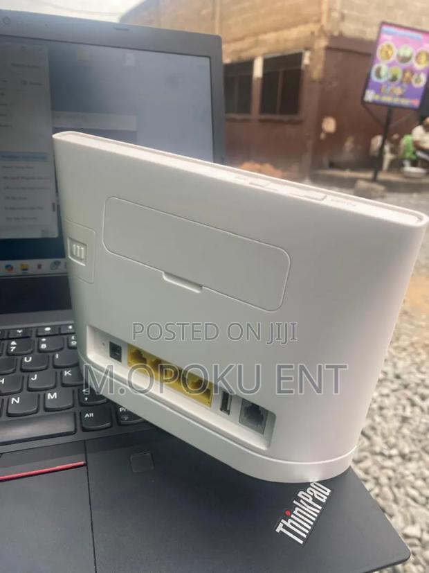 Universal Huawei B315 Router · Photo 2
