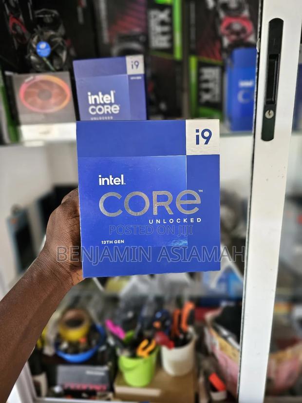 Intel 13th Gen · Photo 1