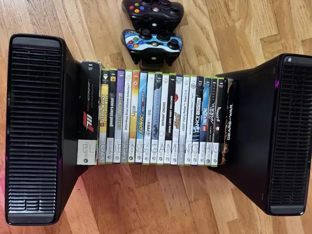 2 Xbox 360 Consoles With 19 Games 2 Controllers