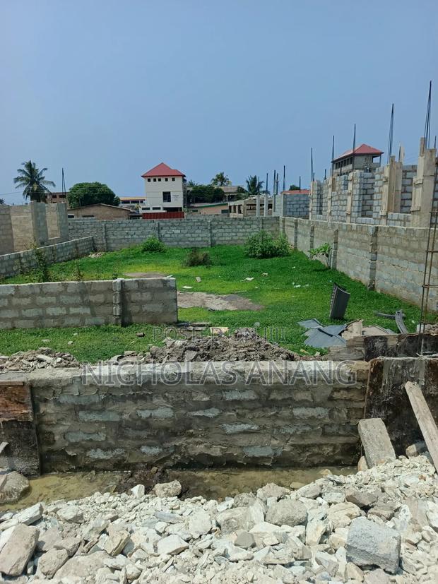 A Nice Genuine Half Plot of Land for Sale at Teshie Sea Lady · Photo 5