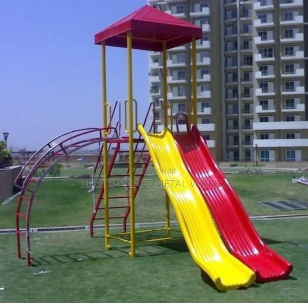 High Quality Slides for Children · Photo 1