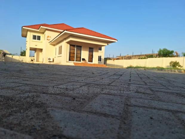 4bdrm House in Tdc Estate Comm. 25, Tema Metropolitan for sale · Photo 1