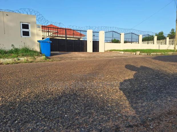 4bdrm House in Tdc Estate Comm. 25, Tema Metropolitan for sale · Photo 5