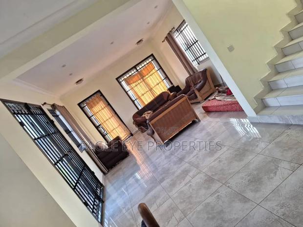 4bdrm House in Tdc Estate Comm. 25, Tema Metropolitan for sale · Photo 8