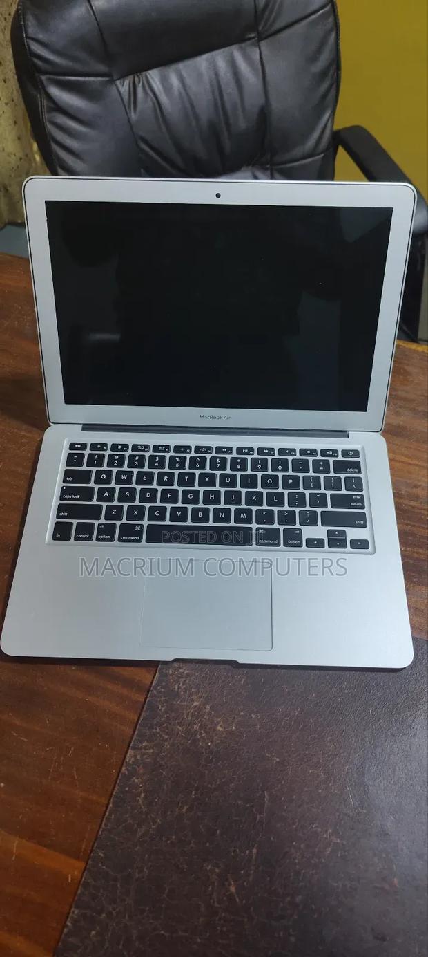 Laptop Apple MacBook Air 2017 8GB Intel Core i5 SSD 256GB · Photo 5