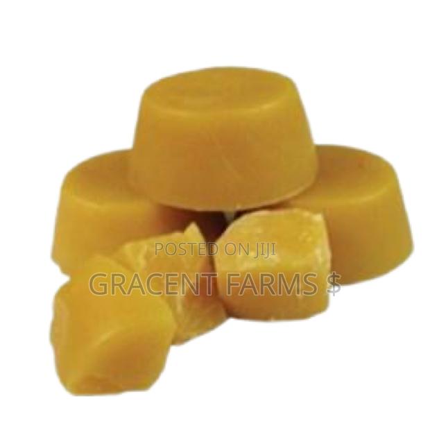 500g Unit Refined Natural Beeswax · Photo 2
