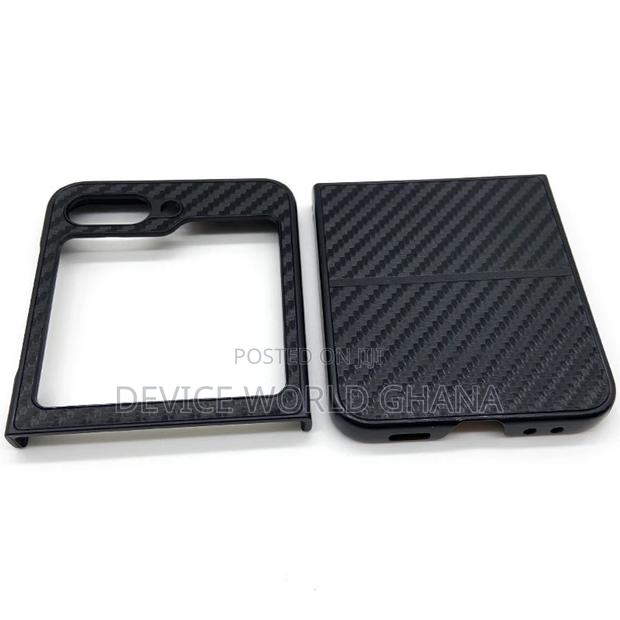 Carbon Fiber Pattern Case for Samsung Z Flip7, 6 5 4 3 2 · Photo 6