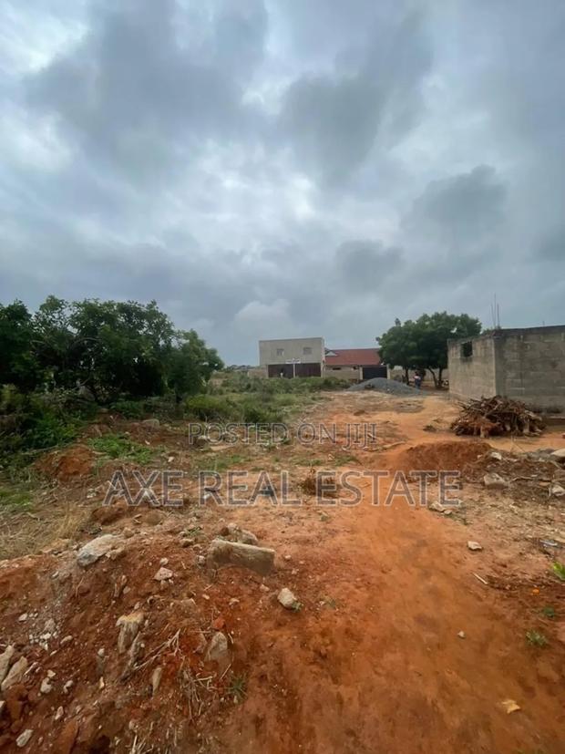 Grab Genuine Lands > Tema Community 25 Devtraco · Photo 2