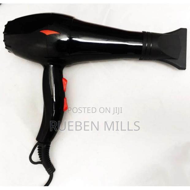 Nova NV9002 Thermoprotect Professional Hair Dryer · Photo 2