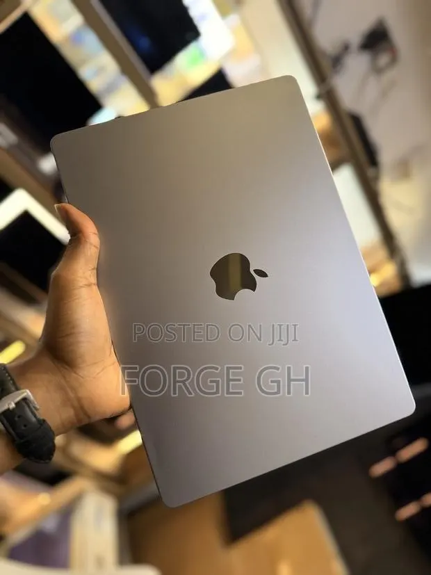 Laptop Apple MacBook Air 8GB Apple M3 SSD 512GB · Photo 1