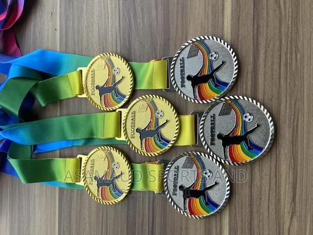 Original Football Medals at Cool Price · Photo 1