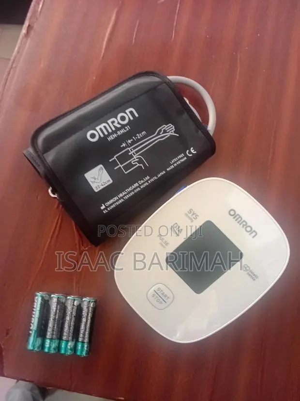 Omron M1 Basic Blood Pressure Monitor · Photo 1