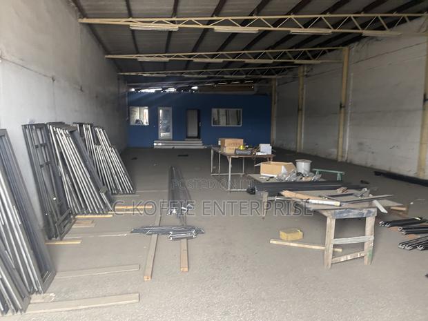 300 SQM Warehouse at Agbogbloshie for Rent · Photo 1