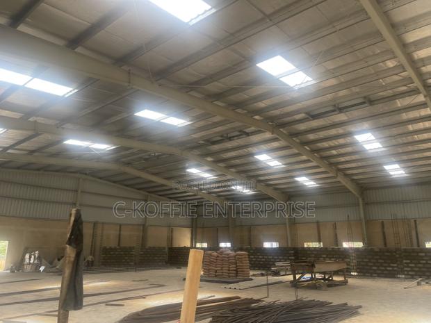 1350 SQM Warehouse at Accra Central for Rent · Photo 3