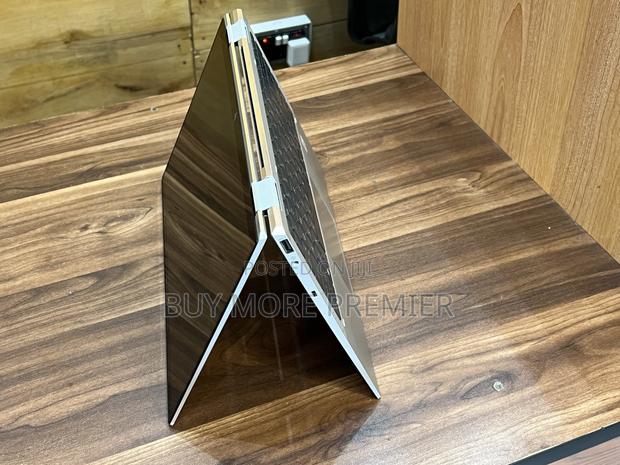Laptop HP EliteBook X360 1040 G7 16GB Intel Core I7 SSD 512GB · Photo 2