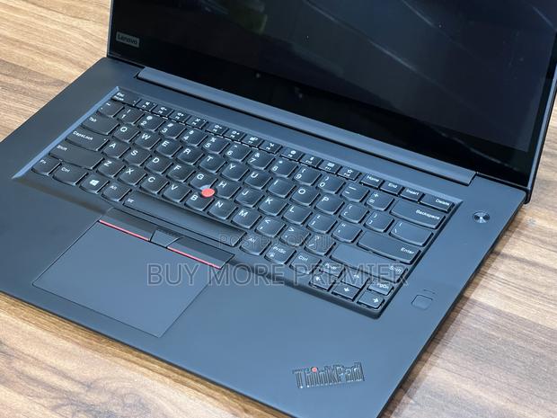 Laptop Lenovo ThinkPad P51 16GB Intel Core I7 SSD 512GB · Photo 5