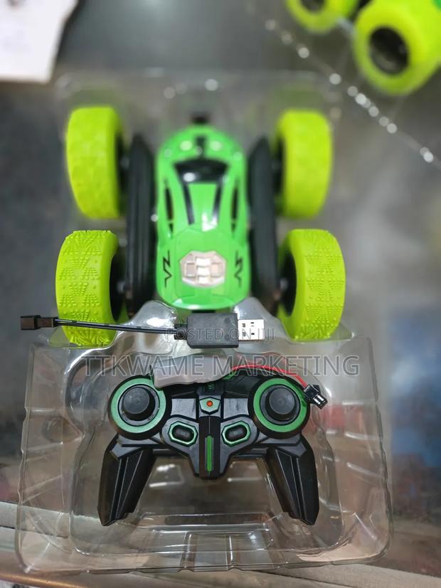 Green Remote Car · Photo 1