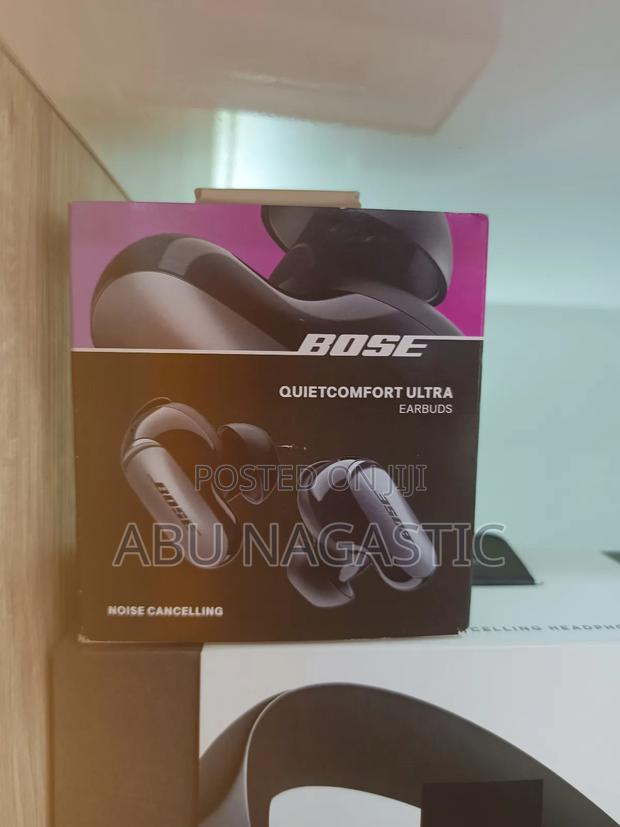 Bose Quiet Comfort Ultra Earbuds · Photo 2